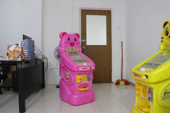 Kapalı Oyun Makinesi Pinball Makinesi Alışveriş Merkezi Çocuklar İçin 14mm